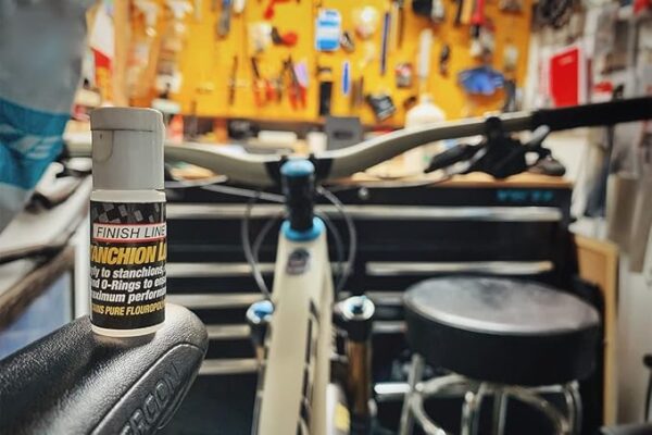 روغن تخصصی دوچرخه فینیش لاین Finish Line Stanchion Lube