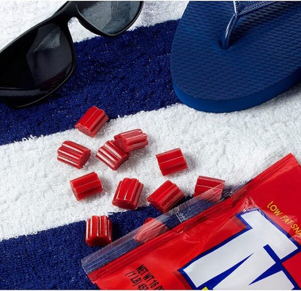 آبنبات جویدنی توئیزلرز TWIZZLERS